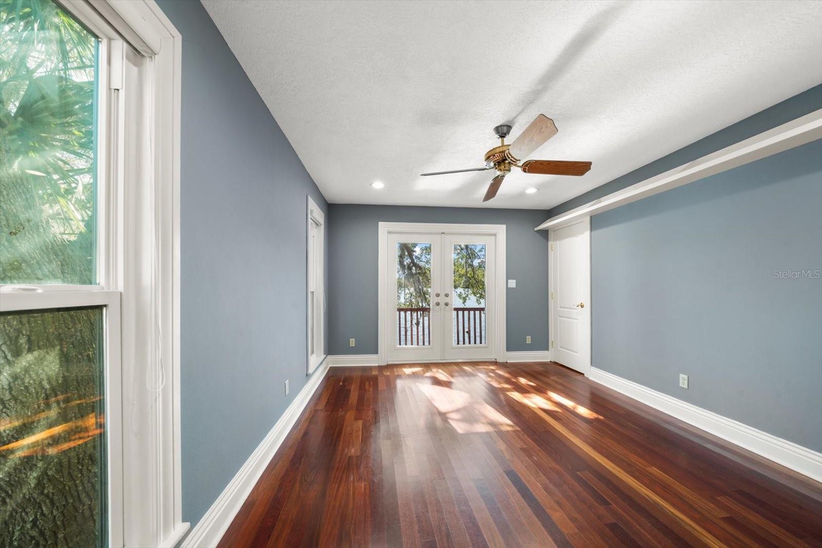 2402 PINE HAMMOCK, CLEARWATER, FL — photo 60