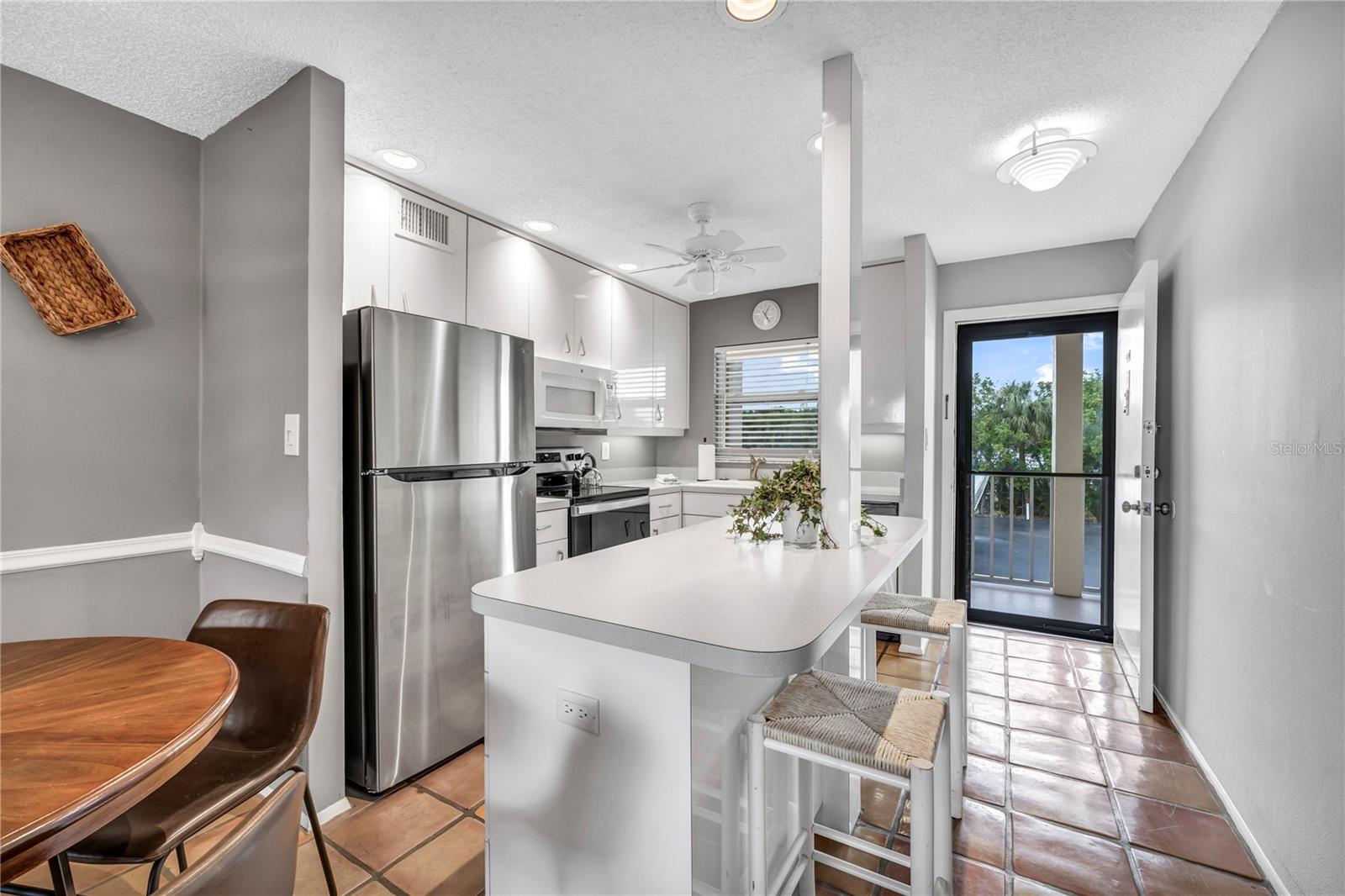 915 BEACH RD #216, SARASOTA, FL — photo 12