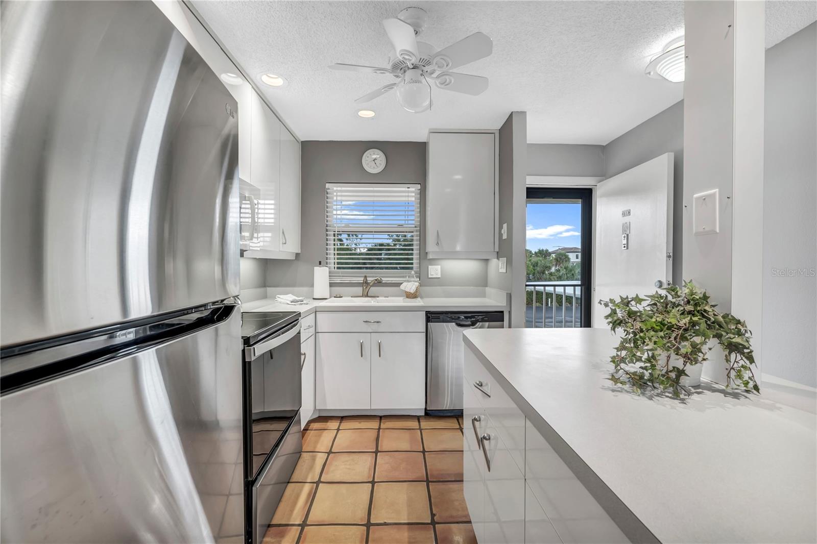 915 BEACH RD #216, SARASOTA, FL — photo 14