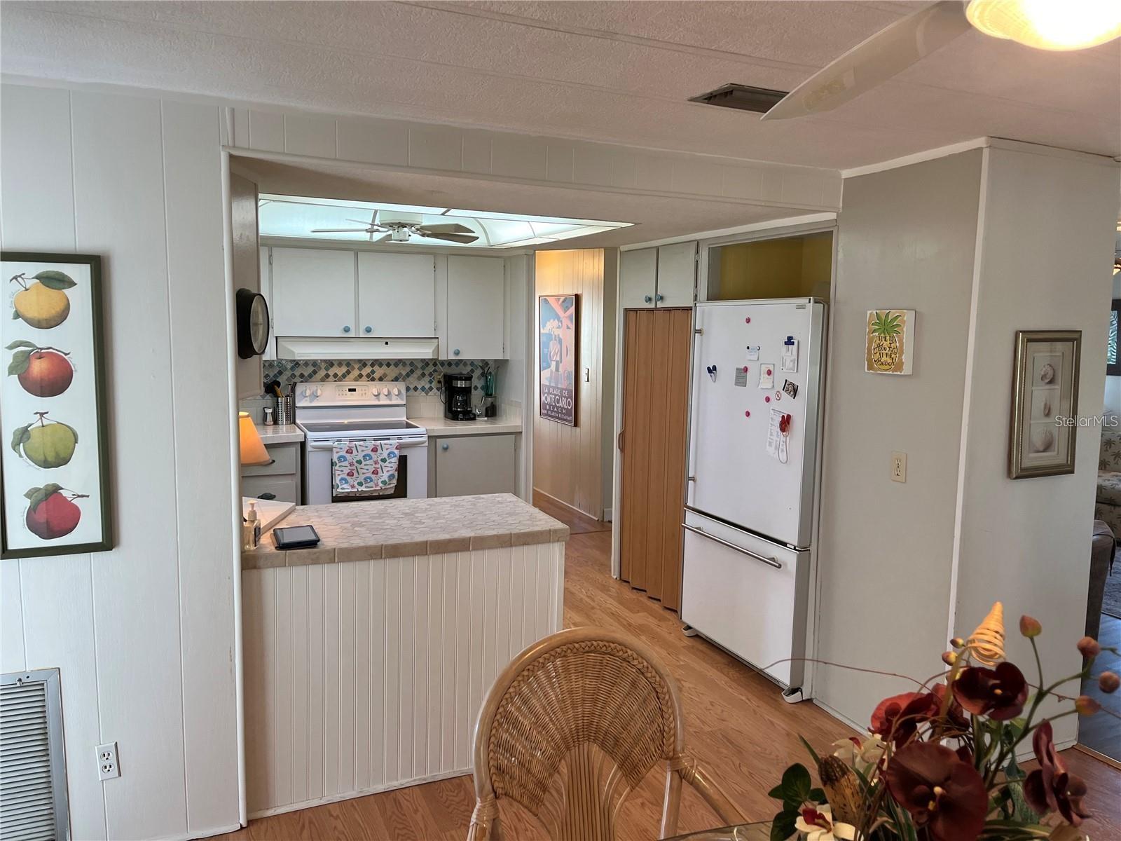 919 CORTINA BLVD, VENICE, FL — photo 12