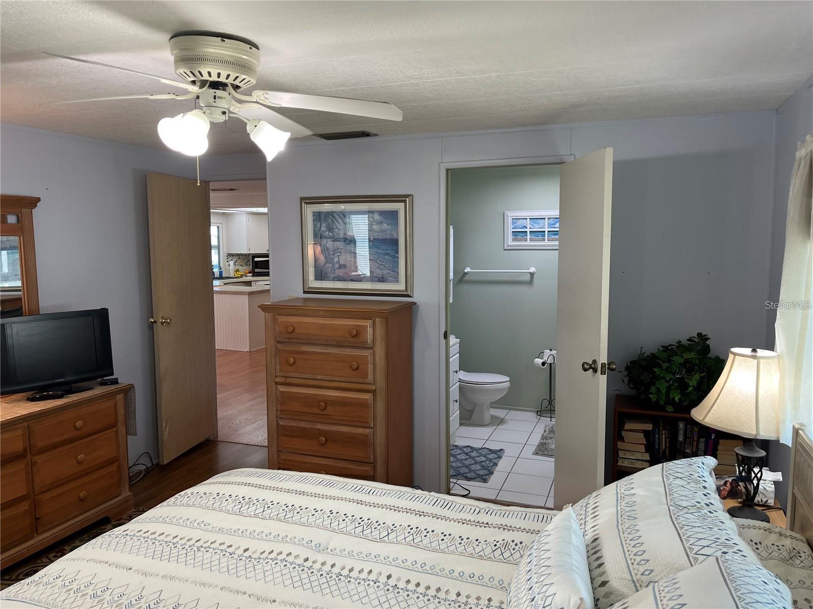 919 CORTINA BLVD, VENICE, FL — photo 30