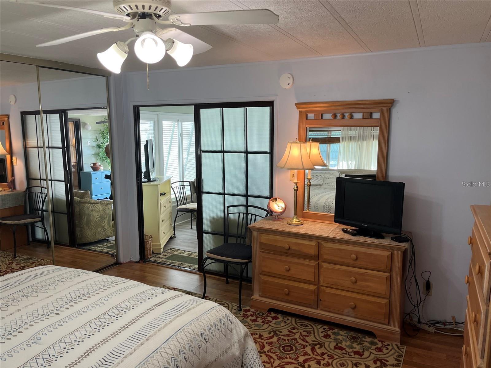 919 CORTINA BLVD, VENICE, FL — photo 31