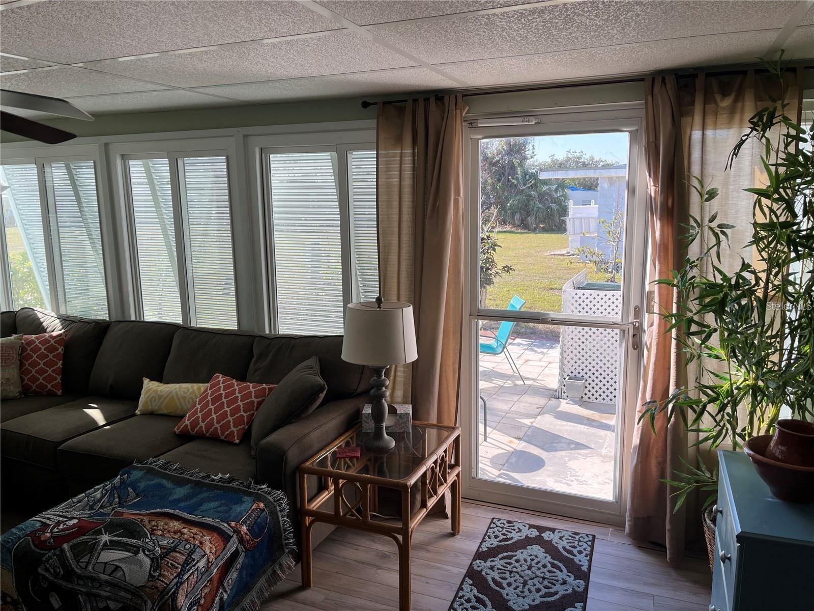 919 CORTINA BLVD, VENICE, FL — photo 39