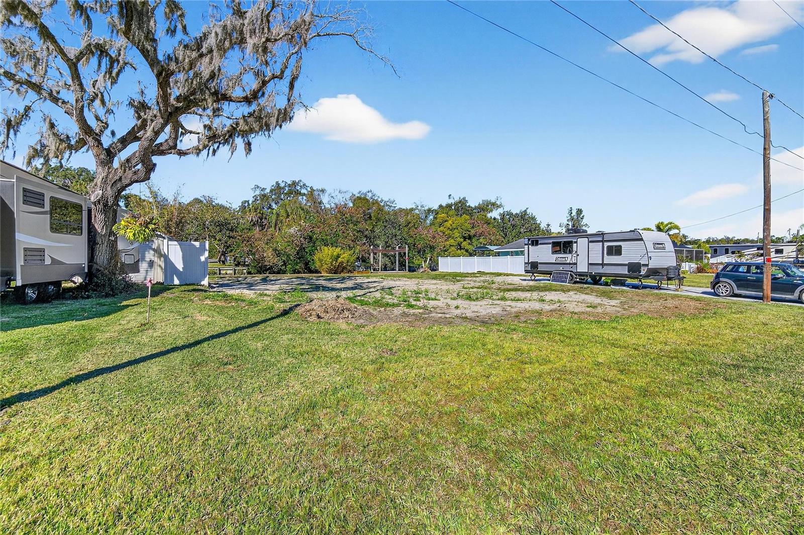 8615 PARKWAY CIR, RIVERVIEW, FL — photo 12