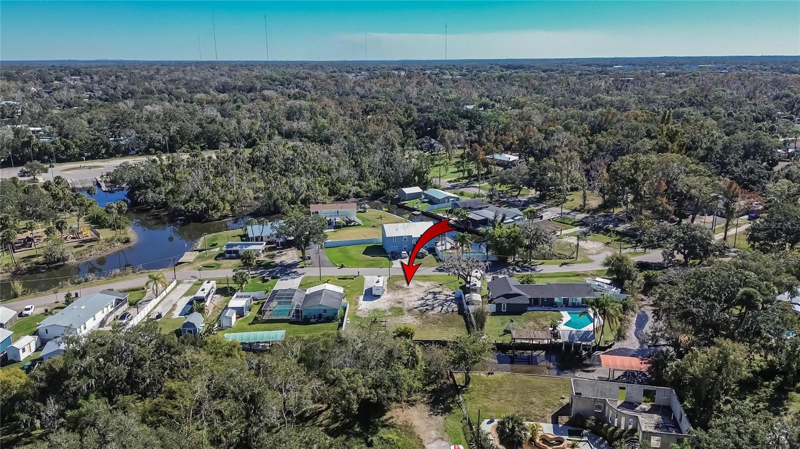 8615 PARKWAY CIR, RIVERVIEW, FL — photo 35