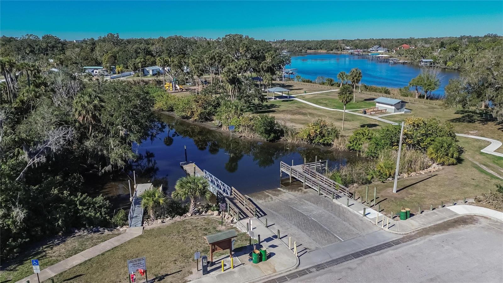 8615 PARKWAY CIR, RIVERVIEW, FL — photo 52
