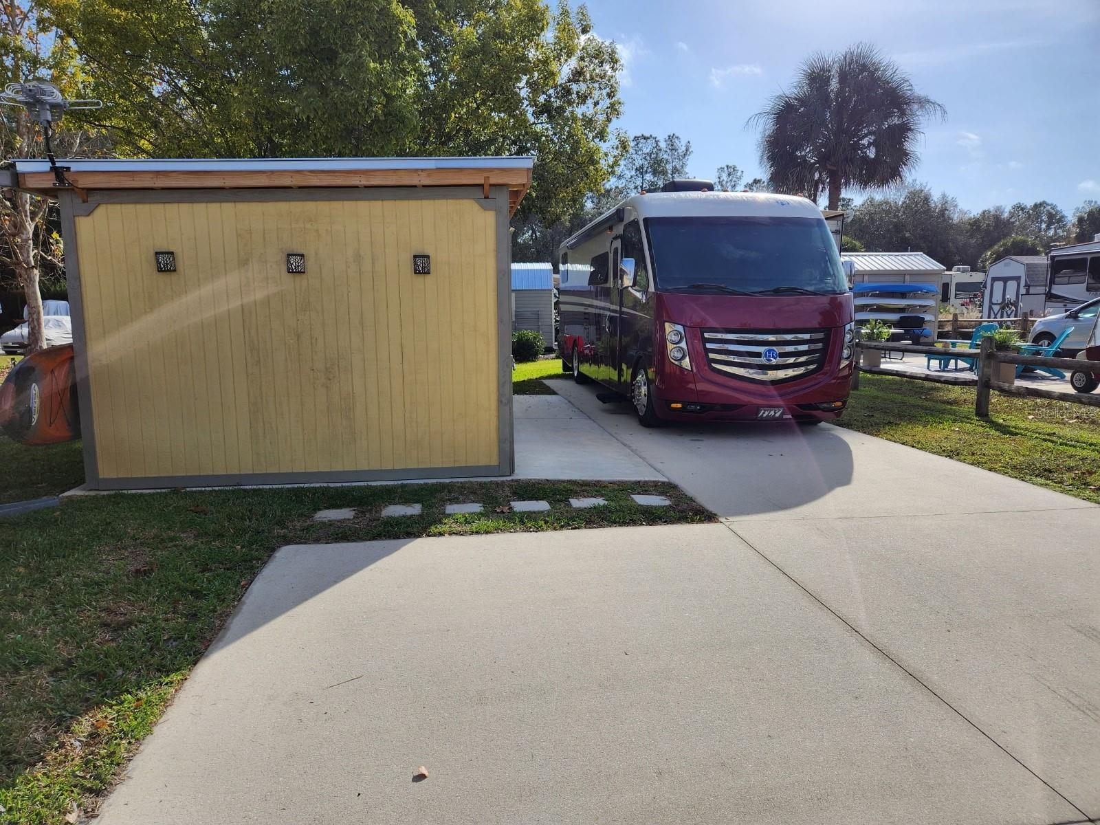 2845 NE 104TH AVE, SILVER SPRINGS, FL — photo 5