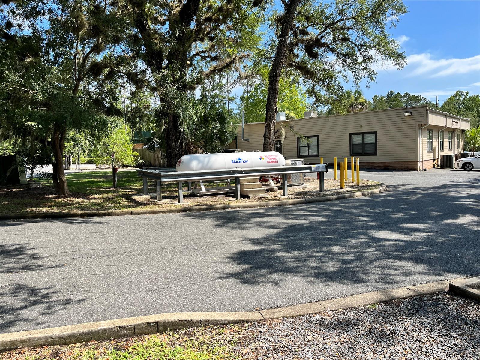 2845 NE 104TH AVE, SILVER SPRINGS, FL — photo 52