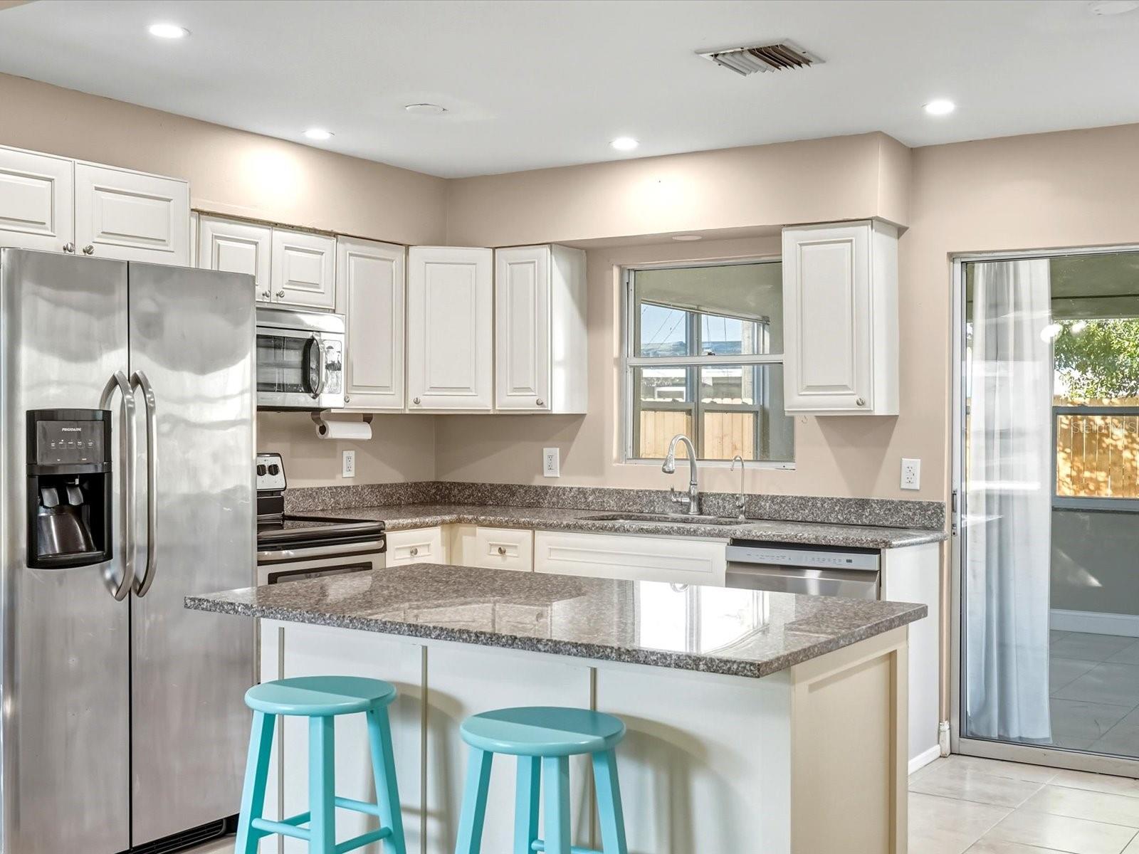 1017 ROSEDALE RD, VENICE, FL — photo 6