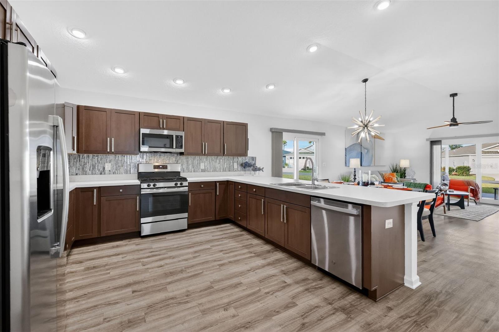 7169 DENVER AVE, THE VILLAGES, FL — photo 12