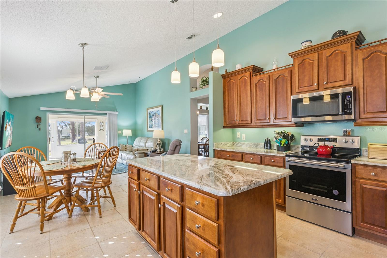 24215 BELLE MEDE DR, LEESBURG, FL — photo 33