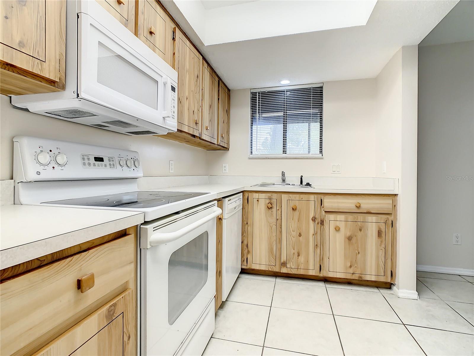 232 N RIDGEWOOD AVE #G41, EDGEWATER, FL — photo 6