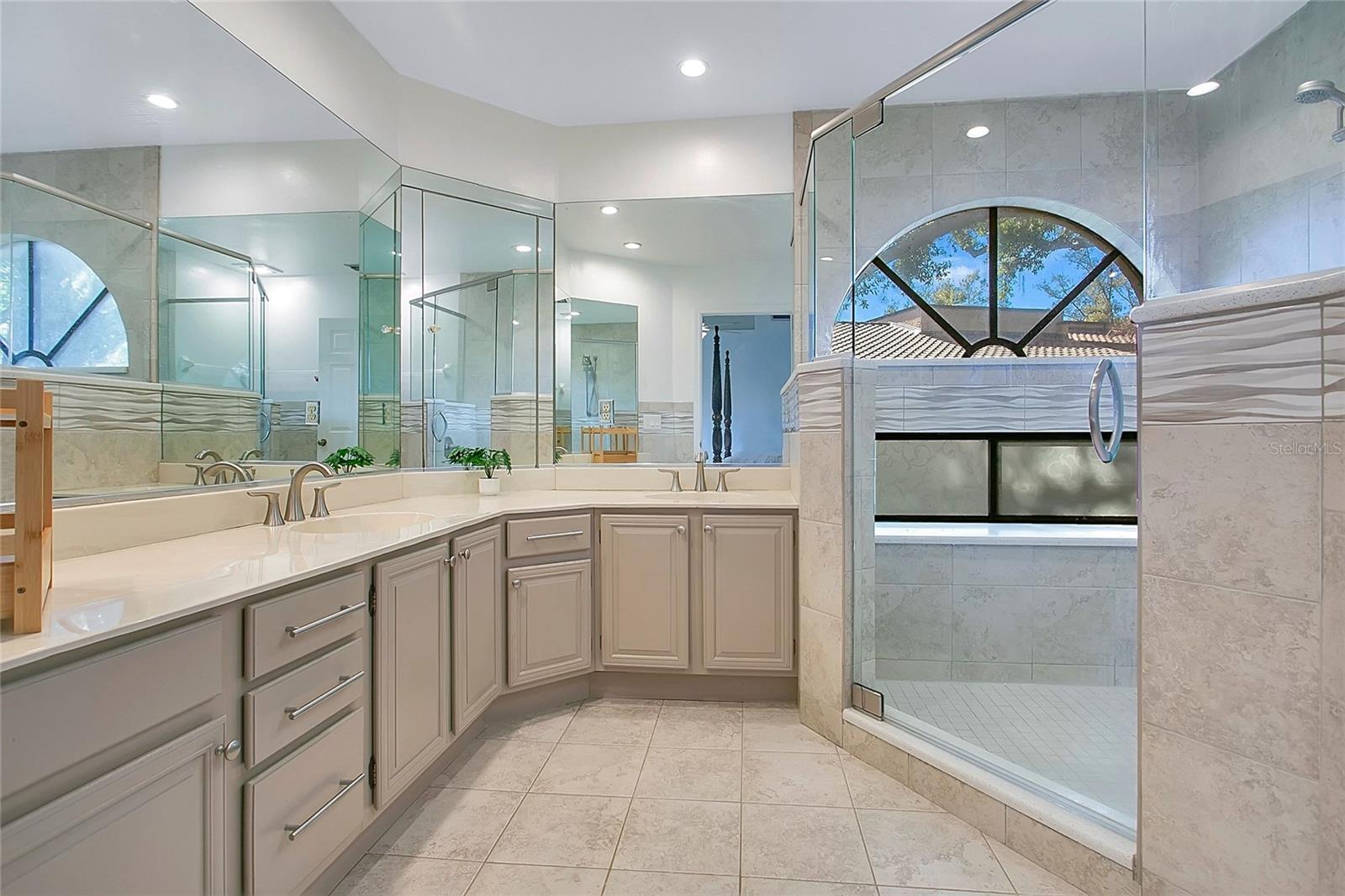 1267 SAINT TROPEZ CIR #GE, ORLANDO, FL — photo 17