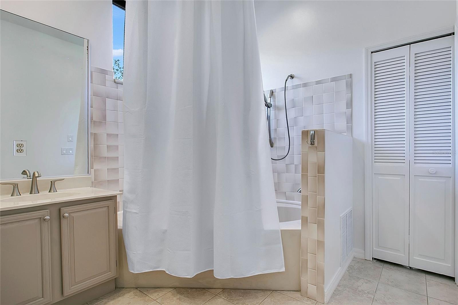 1267 SAINT TROPEZ CIR #GE, ORLANDO, FL — photo 26