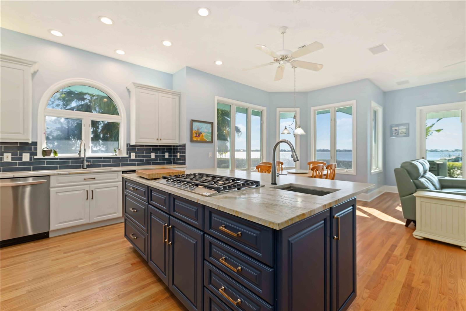 2207 5TH ST W, PALMETTO, FL — photo 39