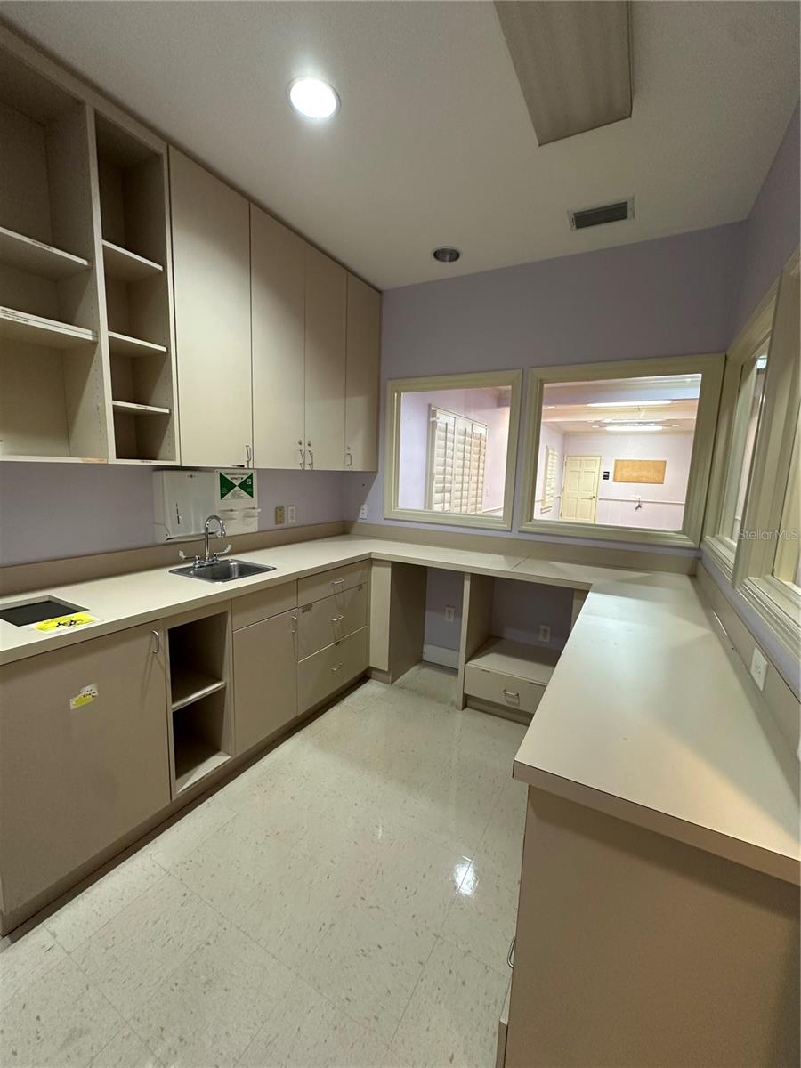1005 PINELLAS ST, CLEARWATER, FL — photo 10