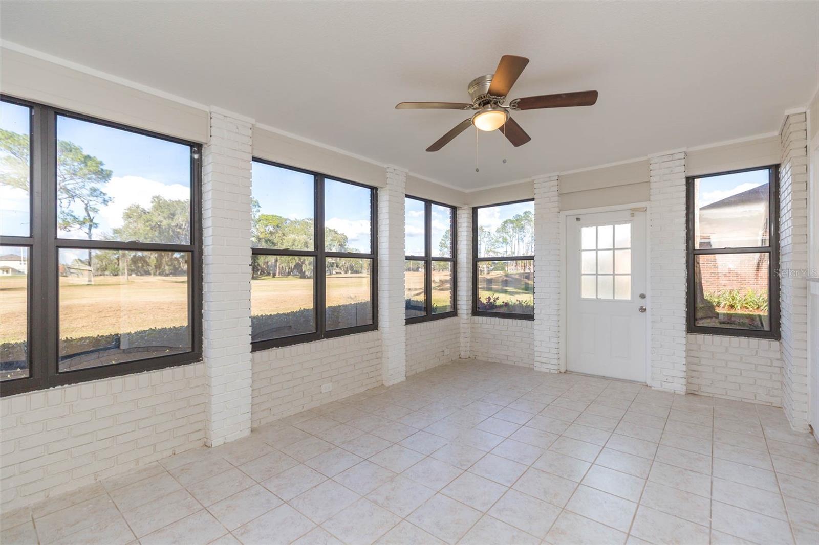 6545 BRENTWOOD DR, ZEPHYRHILLS, FL — photo 2
