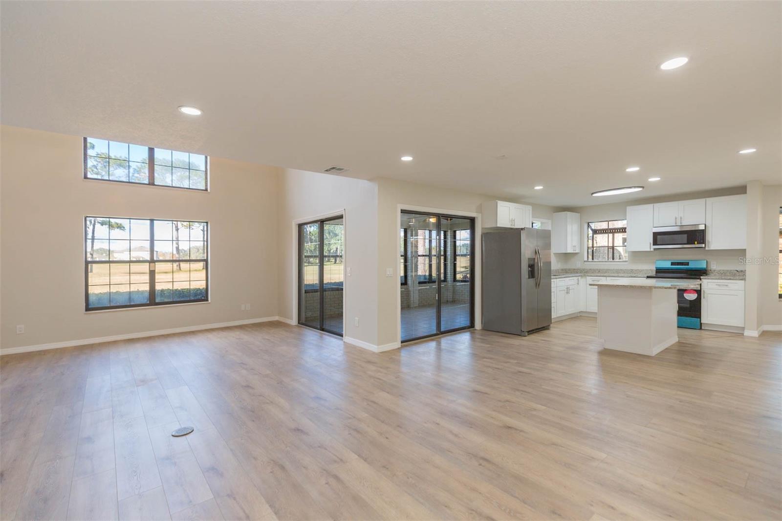 6545 BRENTWOOD DR, ZEPHYRHILLS, FL — photo 3