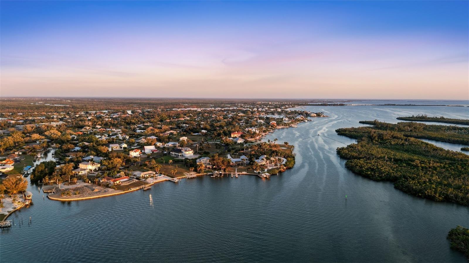 70 SPANIARDS RD, PLACIDA, FL — photo 4