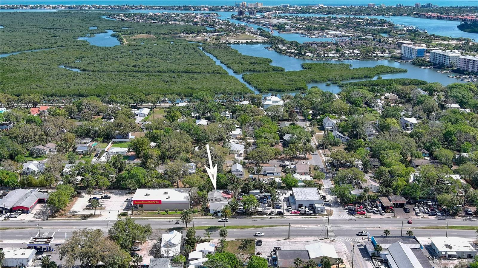 607 N DIXIE FWY, NEW SMYRNA BEACH, FL — photo 11