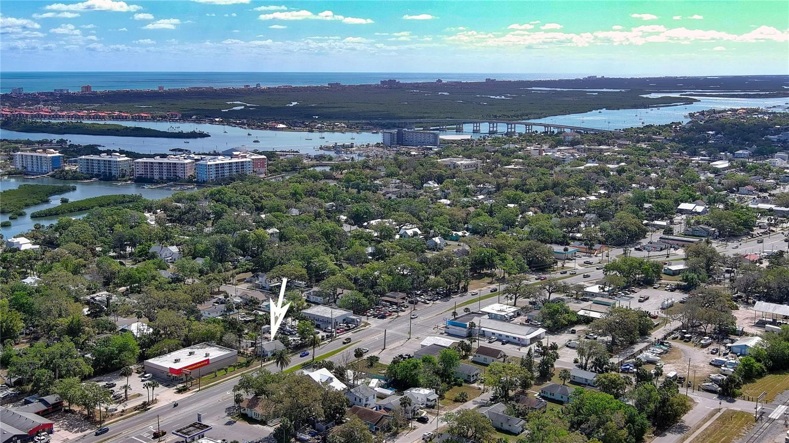 607 N DIXIE FWY, NEW SMYRNA BEACH, FL — photo 16
