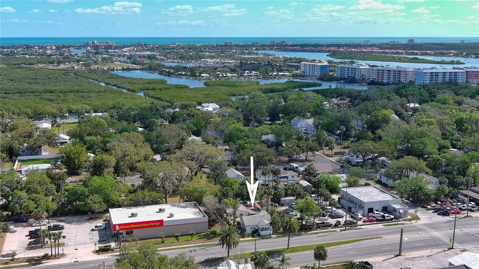 607 N DIXIE FWY, NEW SMYRNA BEACH, FL — photo 20