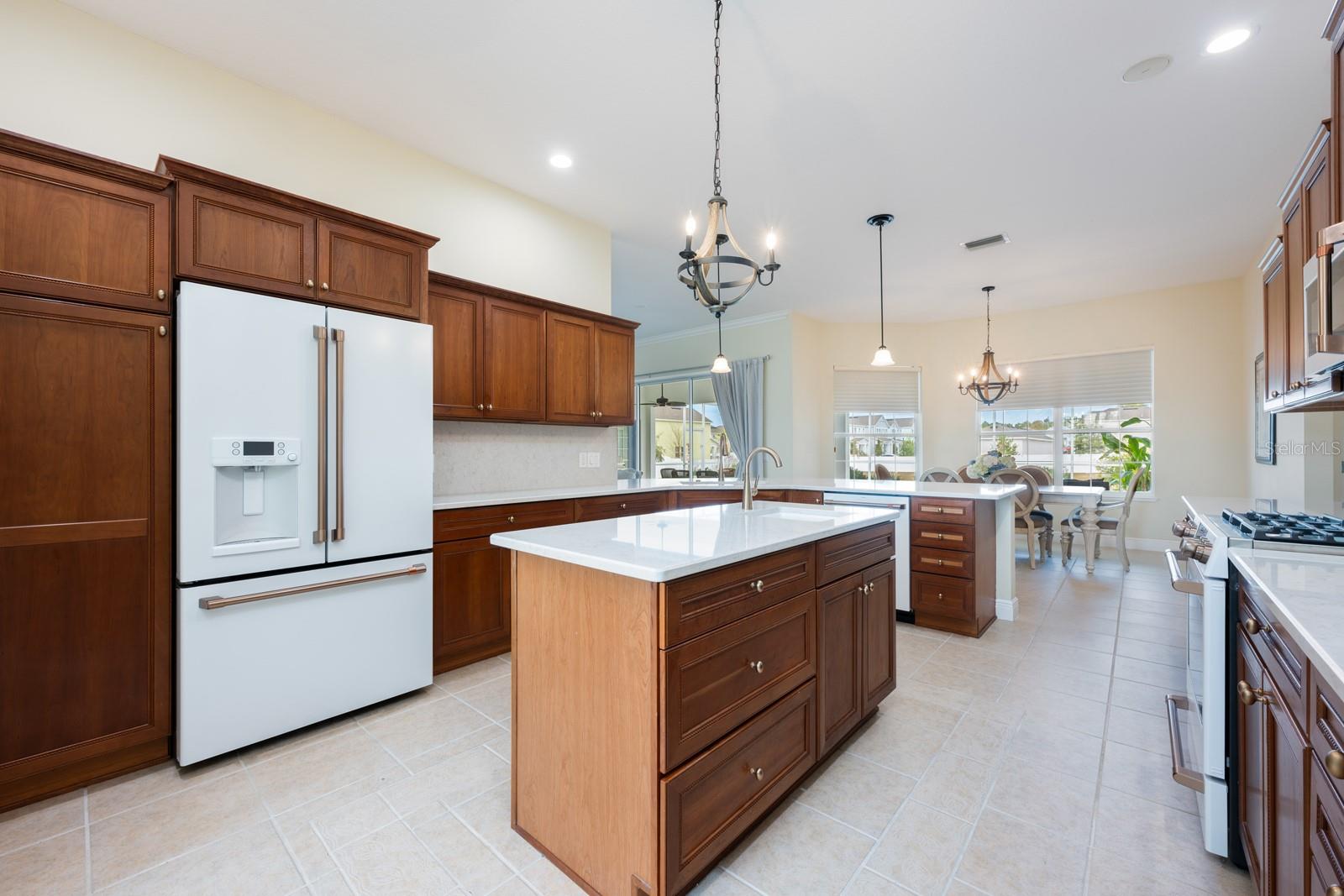 5092 NE 81ST BLVD, WILDWOOD, FL — photo 9