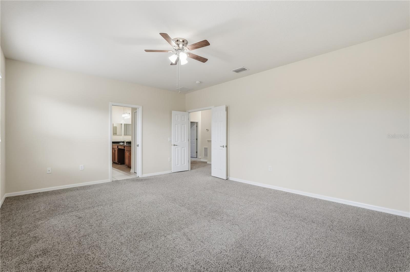 20203 AUTUMN FERN AVE, TAMPA, FL — photo 23