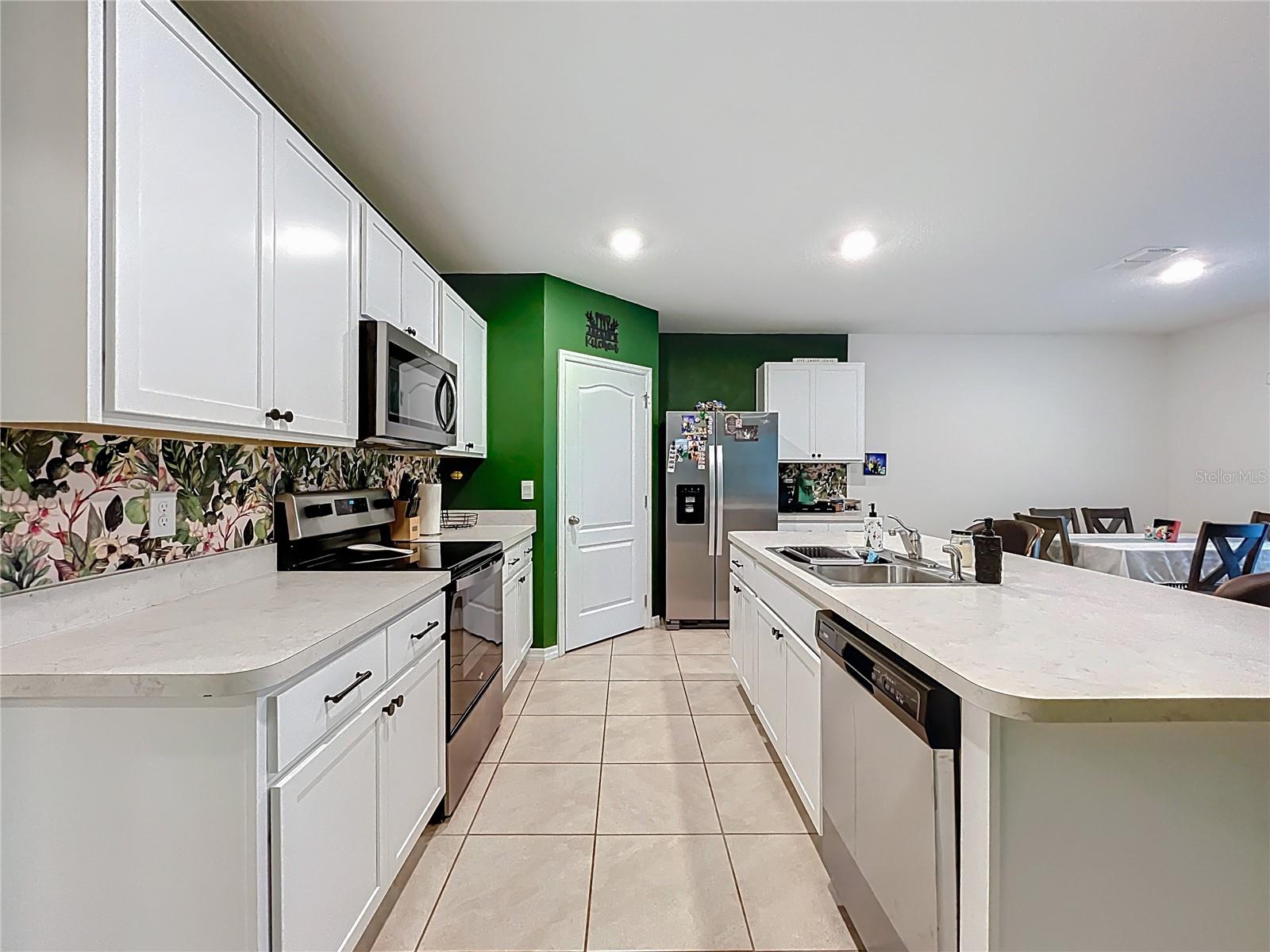 2928 CANARY LN, TAVARES, FL — photo 26