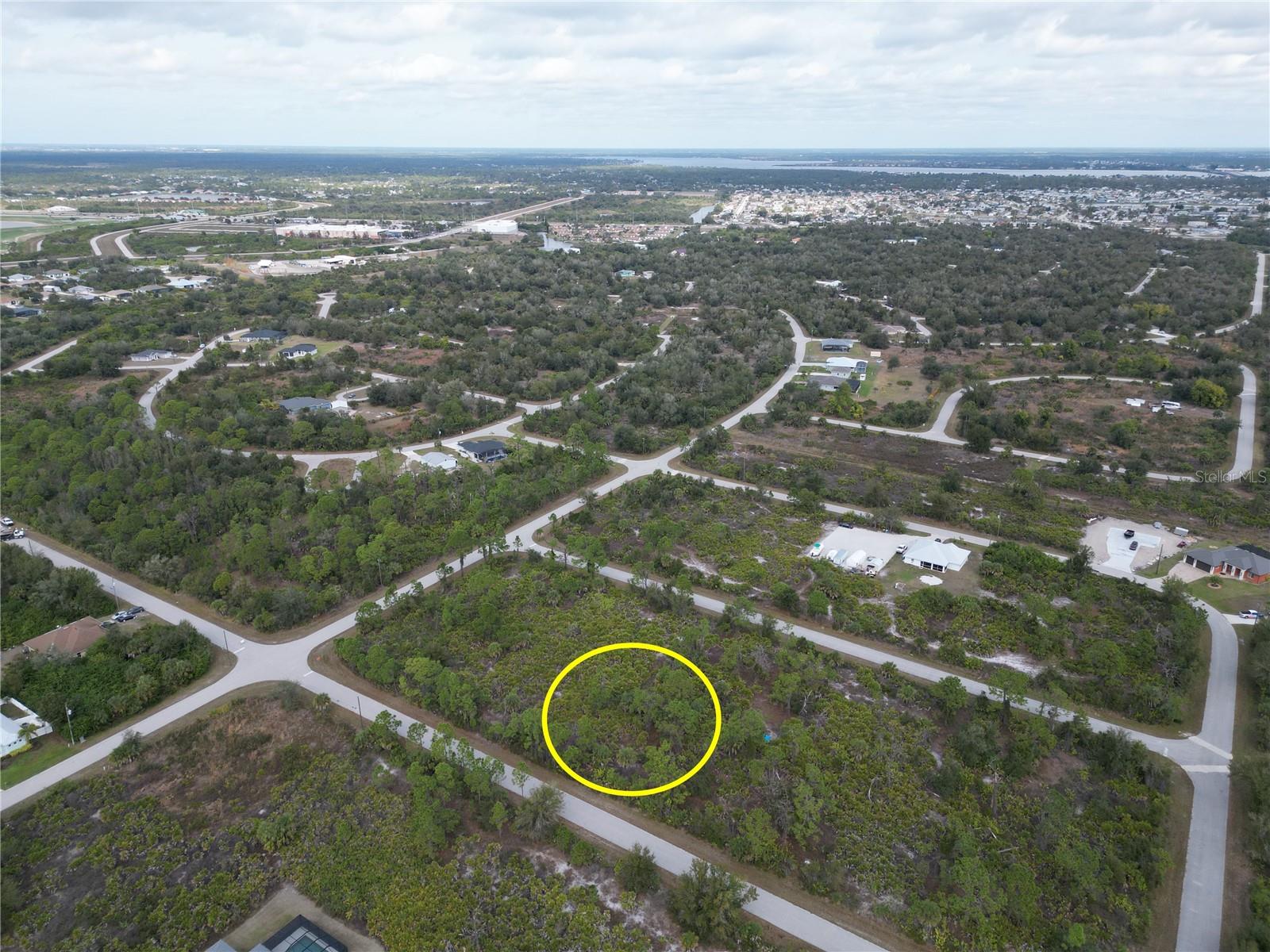 13250 ROUDING CIR, PORT CHARLOTTE, FL — photo 14