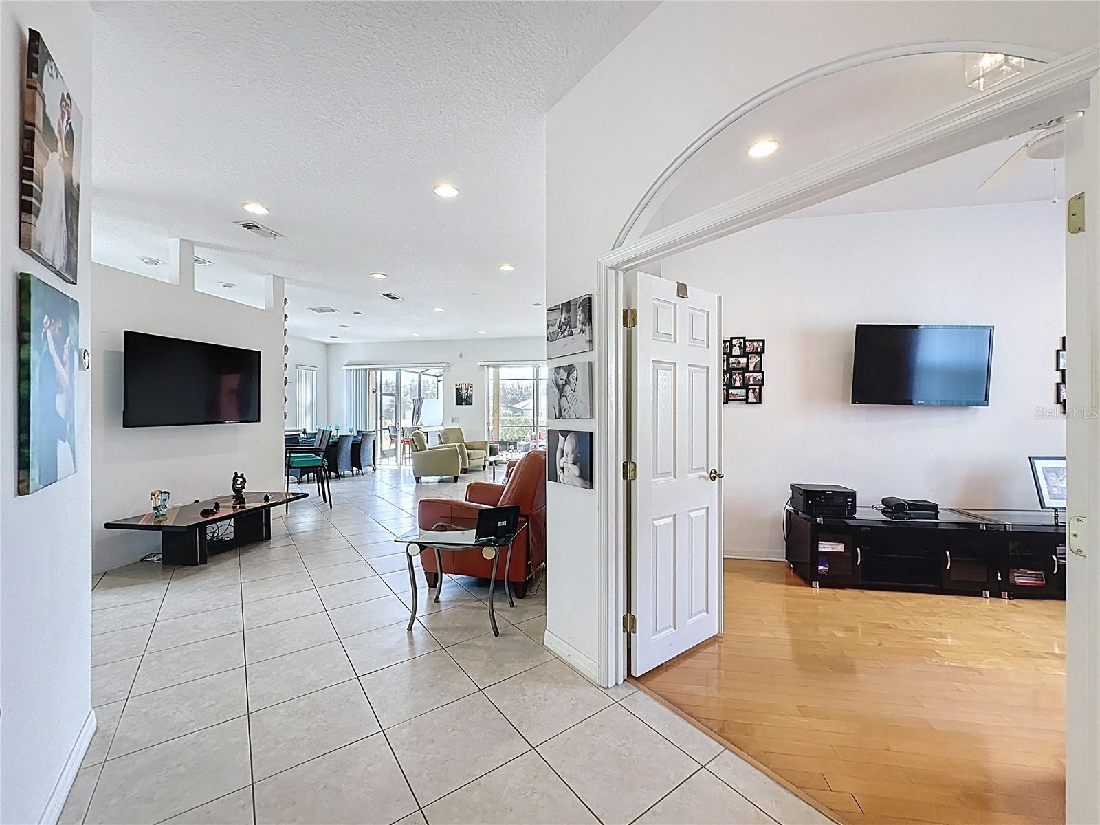 146 CREPE MYRTLE DR, GROVELAND, FL — photo 22