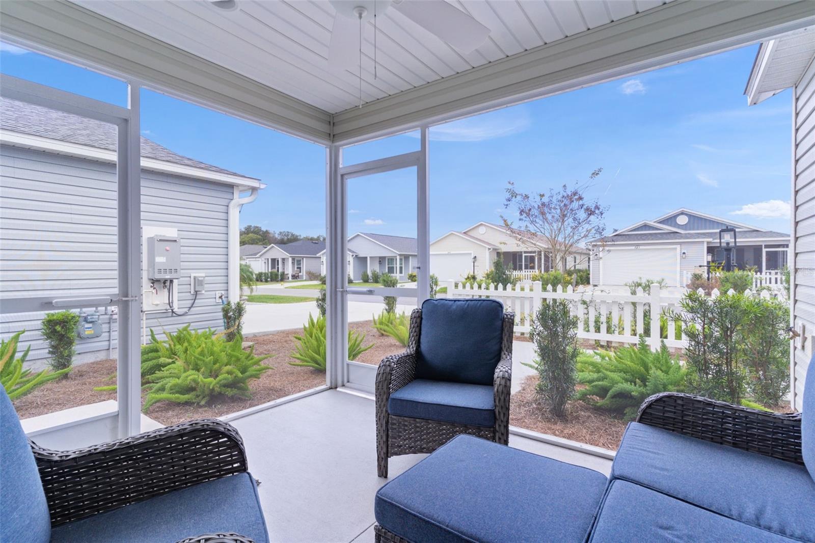 842 SPRING AVE, THE VILLAGES, FL — photo 5