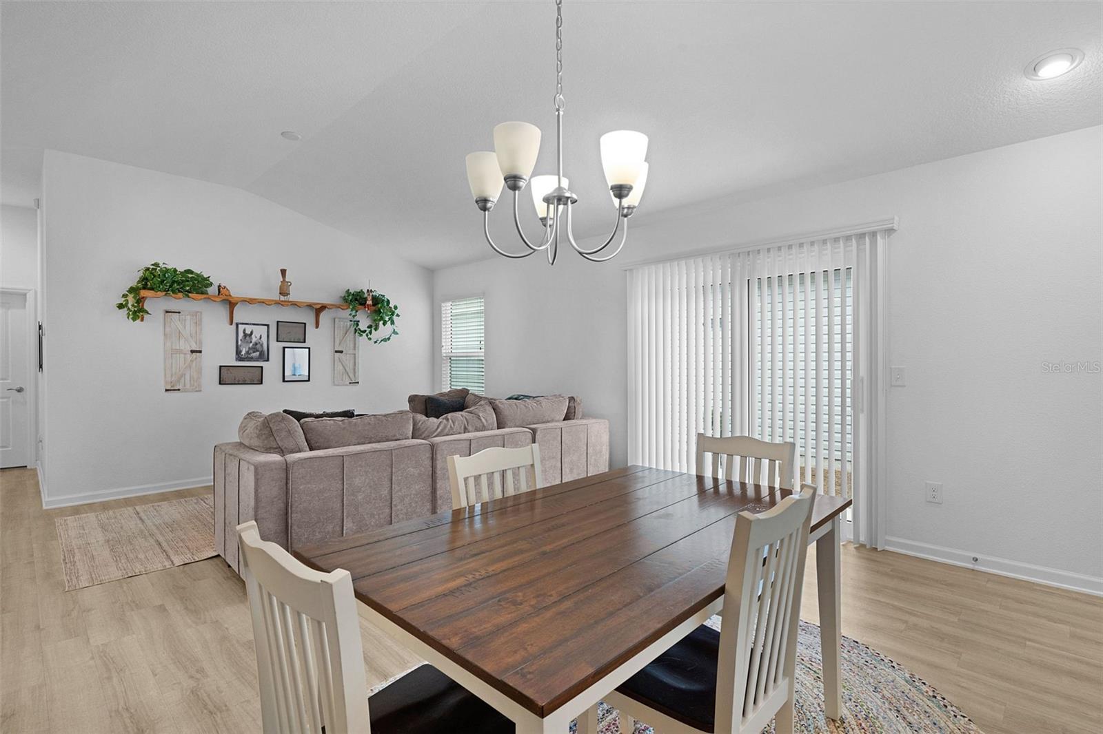 842 SPRING AVE, THE VILLAGES, FL — photo 13