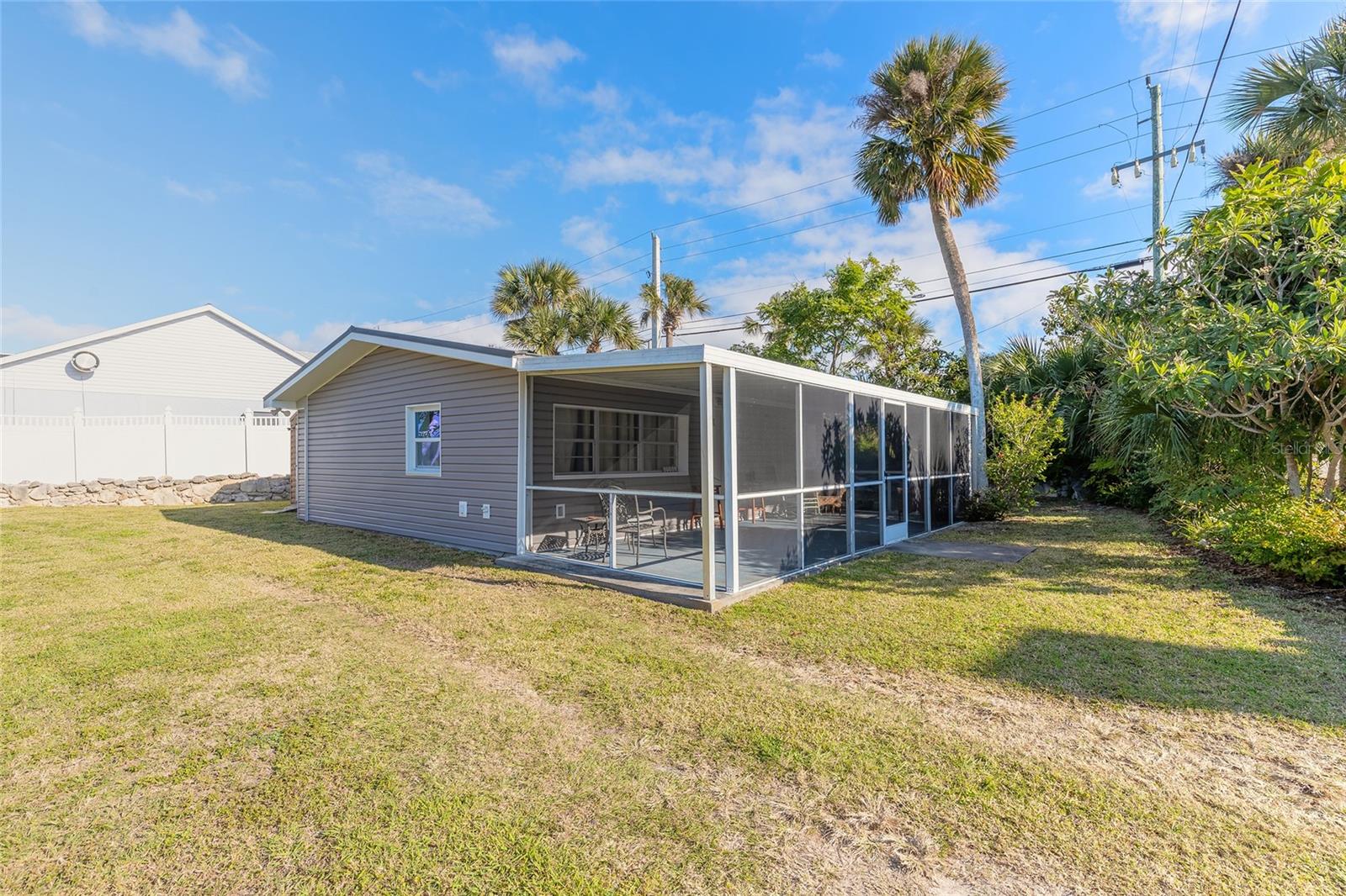 2900 S PENINSULA DR, DAYTONA BEACH, FL — photo 2