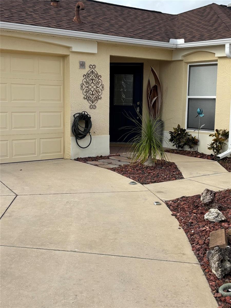 1069 BURNETTOWN PL, THE VILLAGES, FL — photo 3