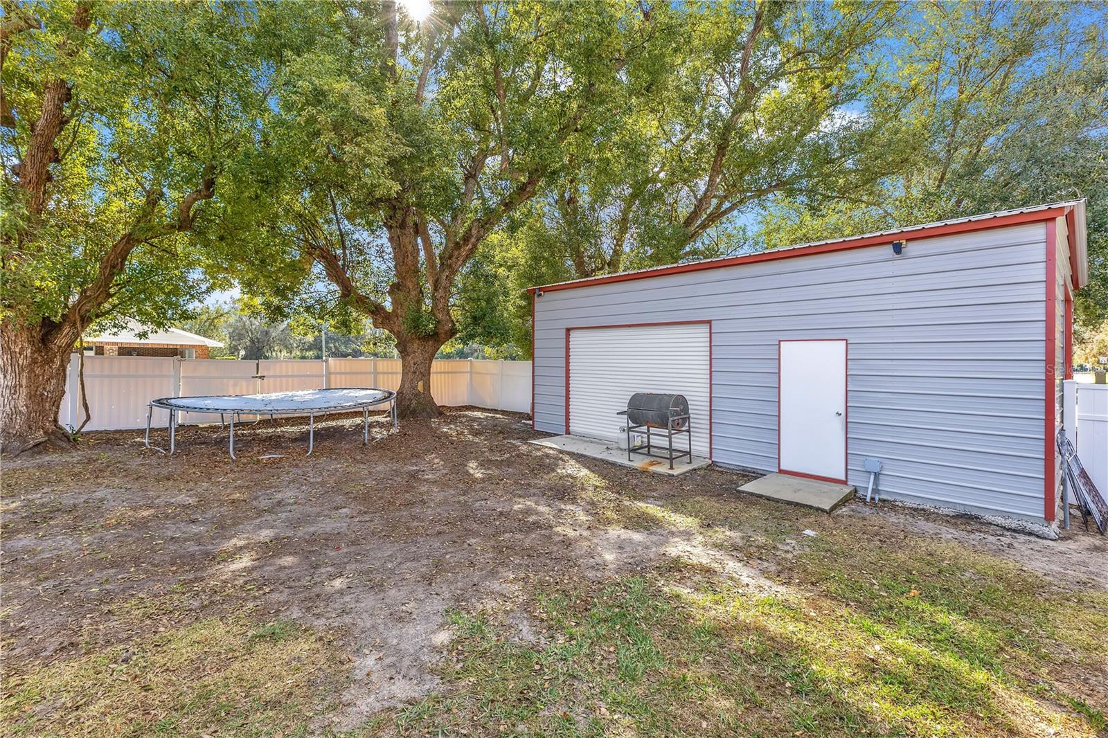 811 FAIRLINGTON DR, LAKELAND, FL — photo 28