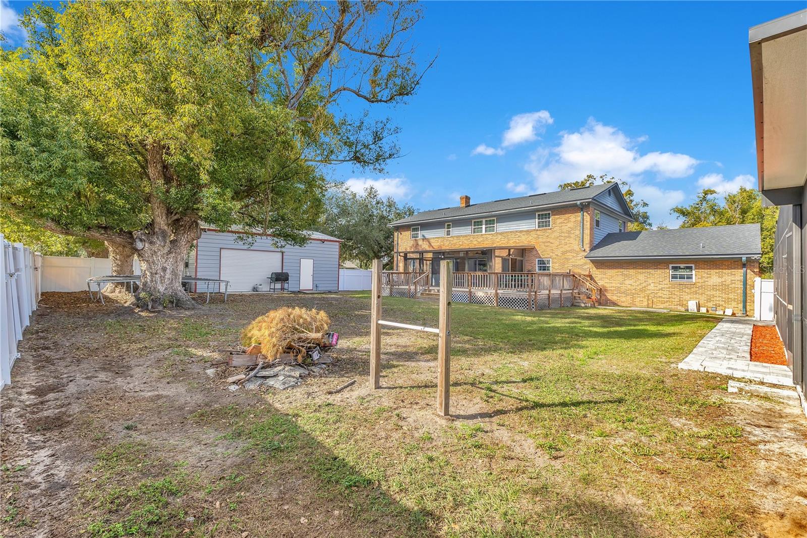 811 FAIRLINGTON DR, LAKELAND, FL — photo 35