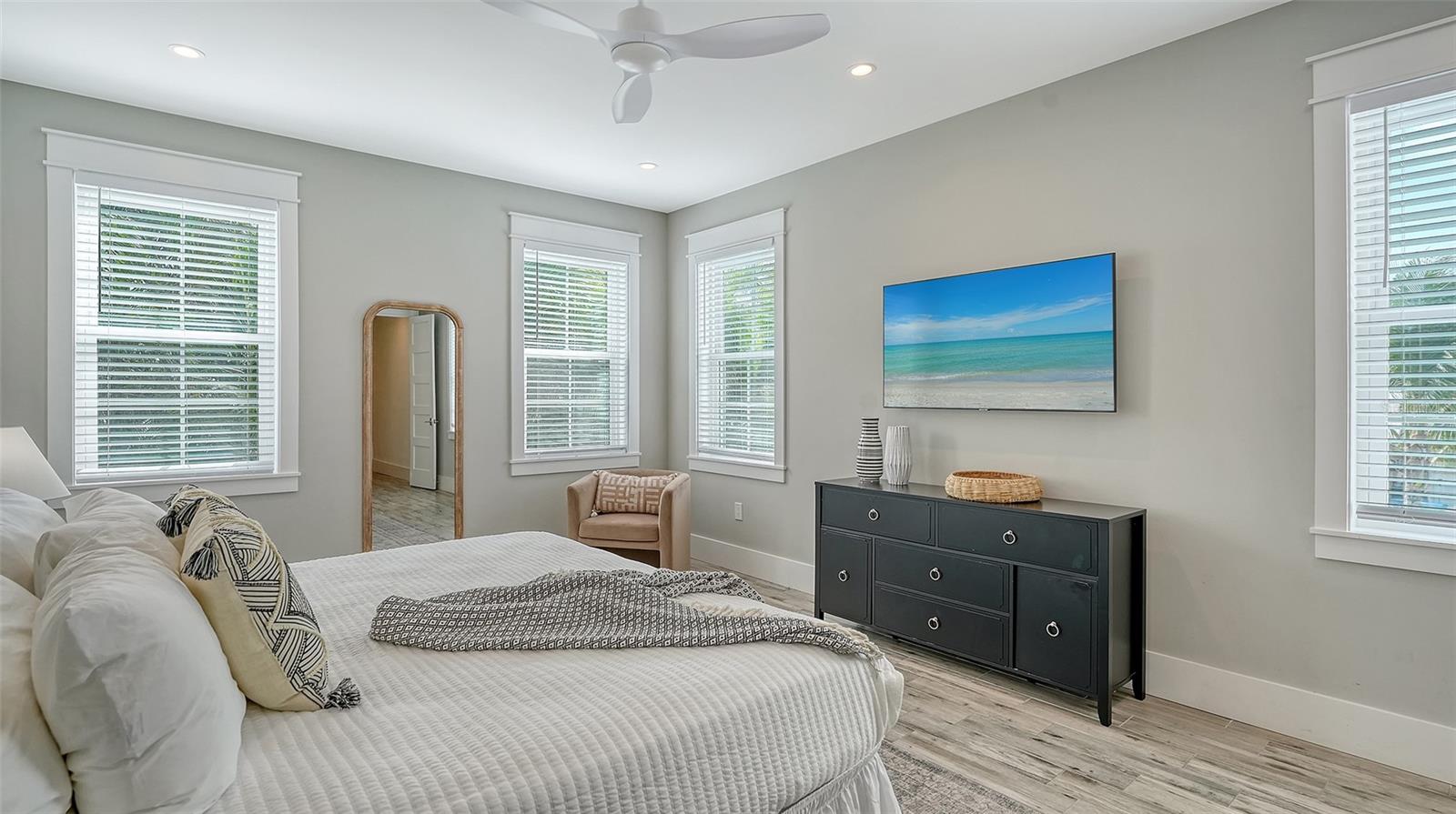 2175 AVENUE A, BRADENTON BEACH, FL — photo 50