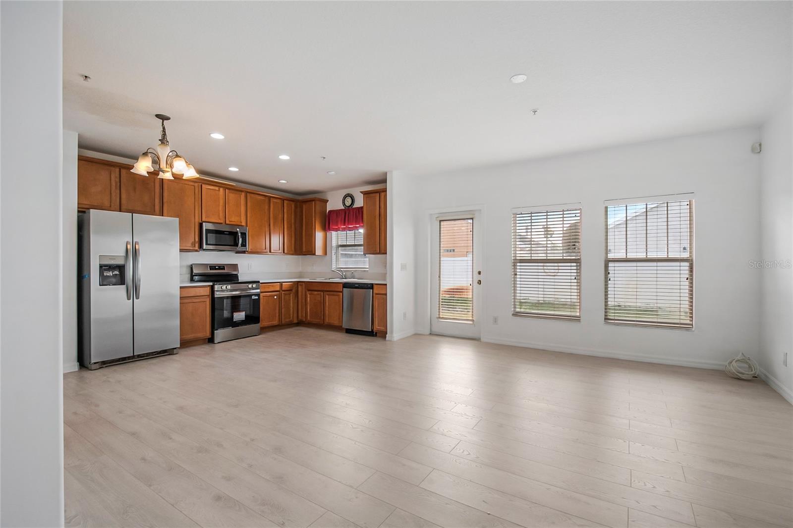 2018 CYPRESS BAY BLVD, KISSIMMEE, FL — photo 3