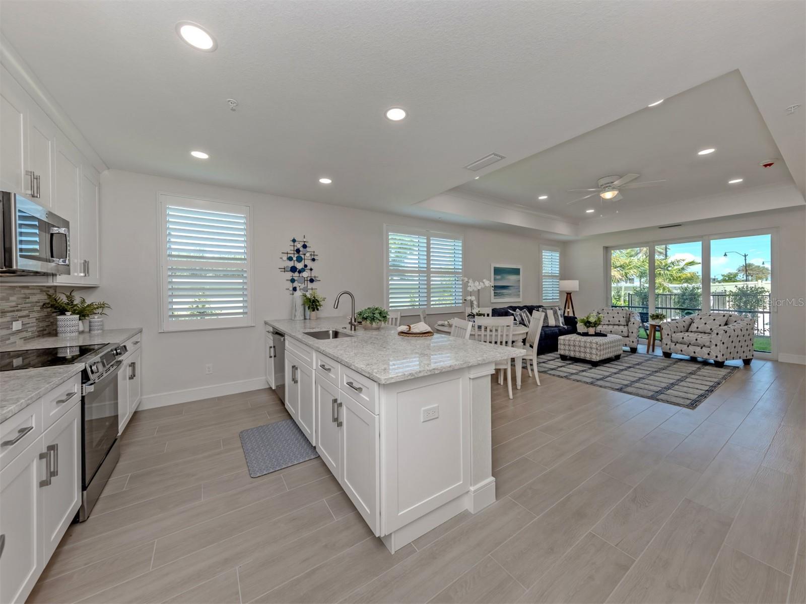 787 S  TAMIAMI TRAIL #203, VENICE, FL — photo 15