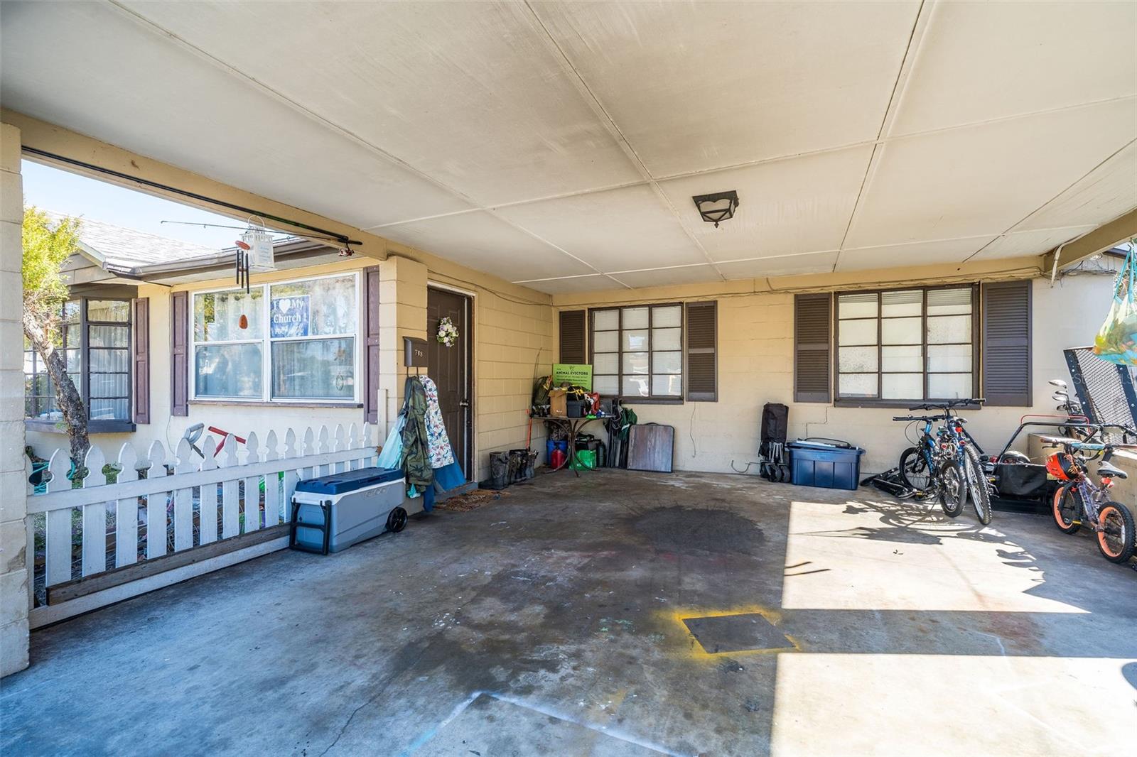 708 N SAINT CLAIR ABRAMS AVE, TAVARES, FL — photo 5