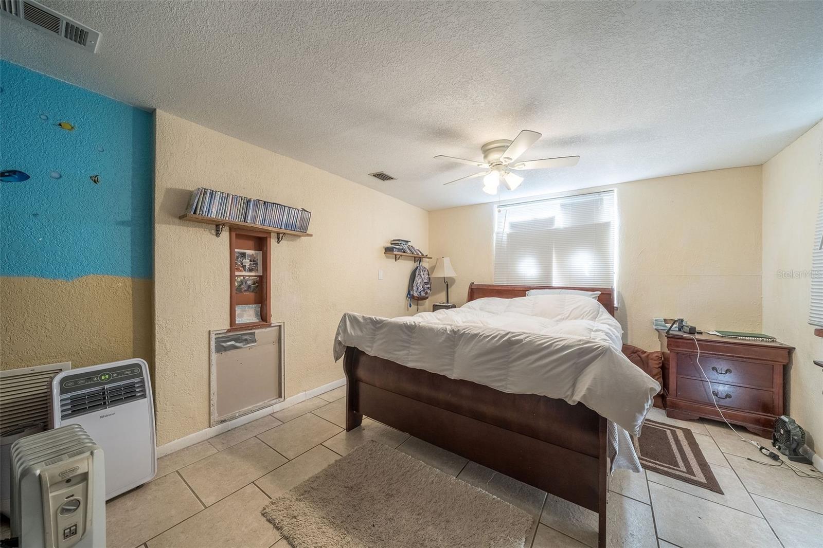 708 N SAINT CLAIR ABRAMS AVE, TAVARES, FL — photo 8