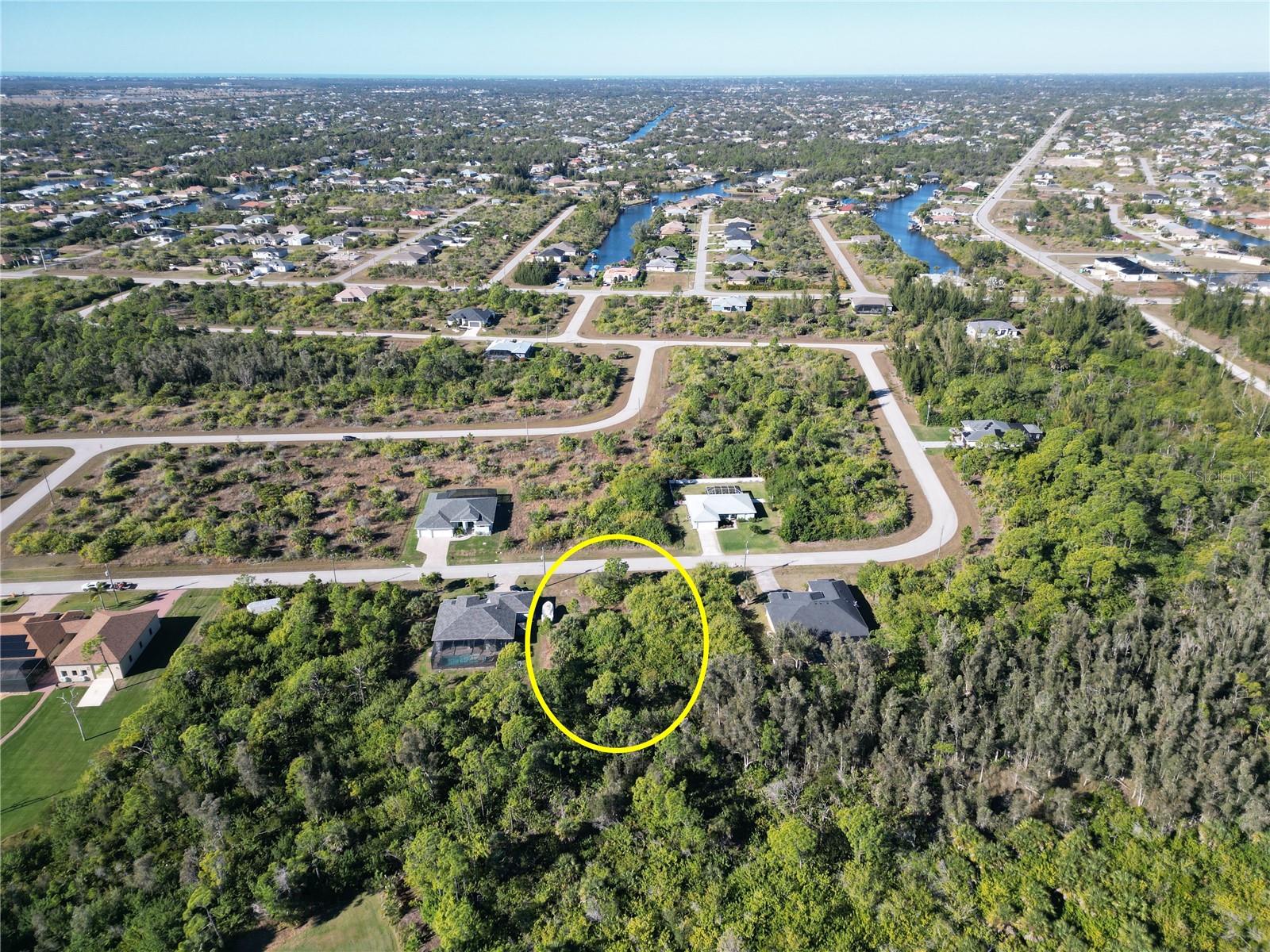 9558 SHELBURNE CIR, PORT CHARLOTTE, FL — photo 17