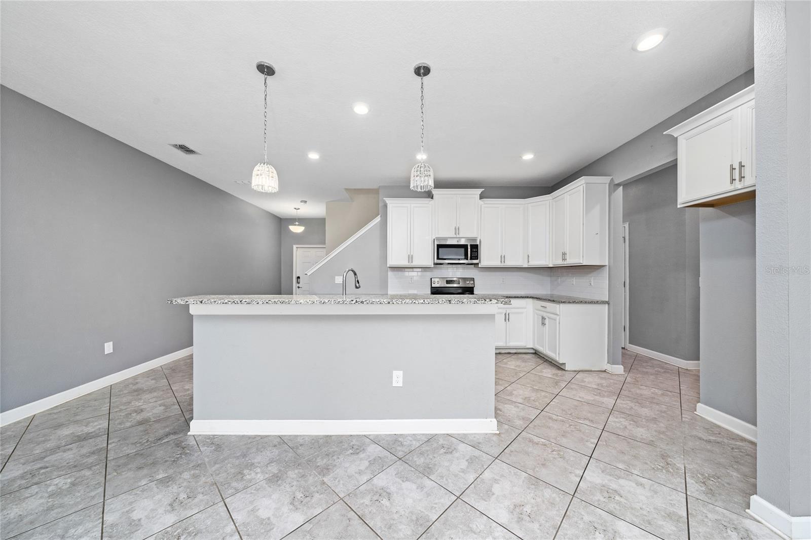 15215 PACEY COVE DR, ORLANDO, FL — photo 6
