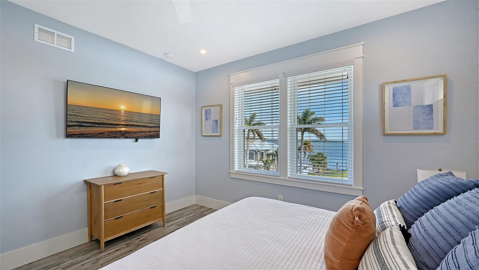2206 AVENUE A, BRADENTON BEACH, FL — photo 32
