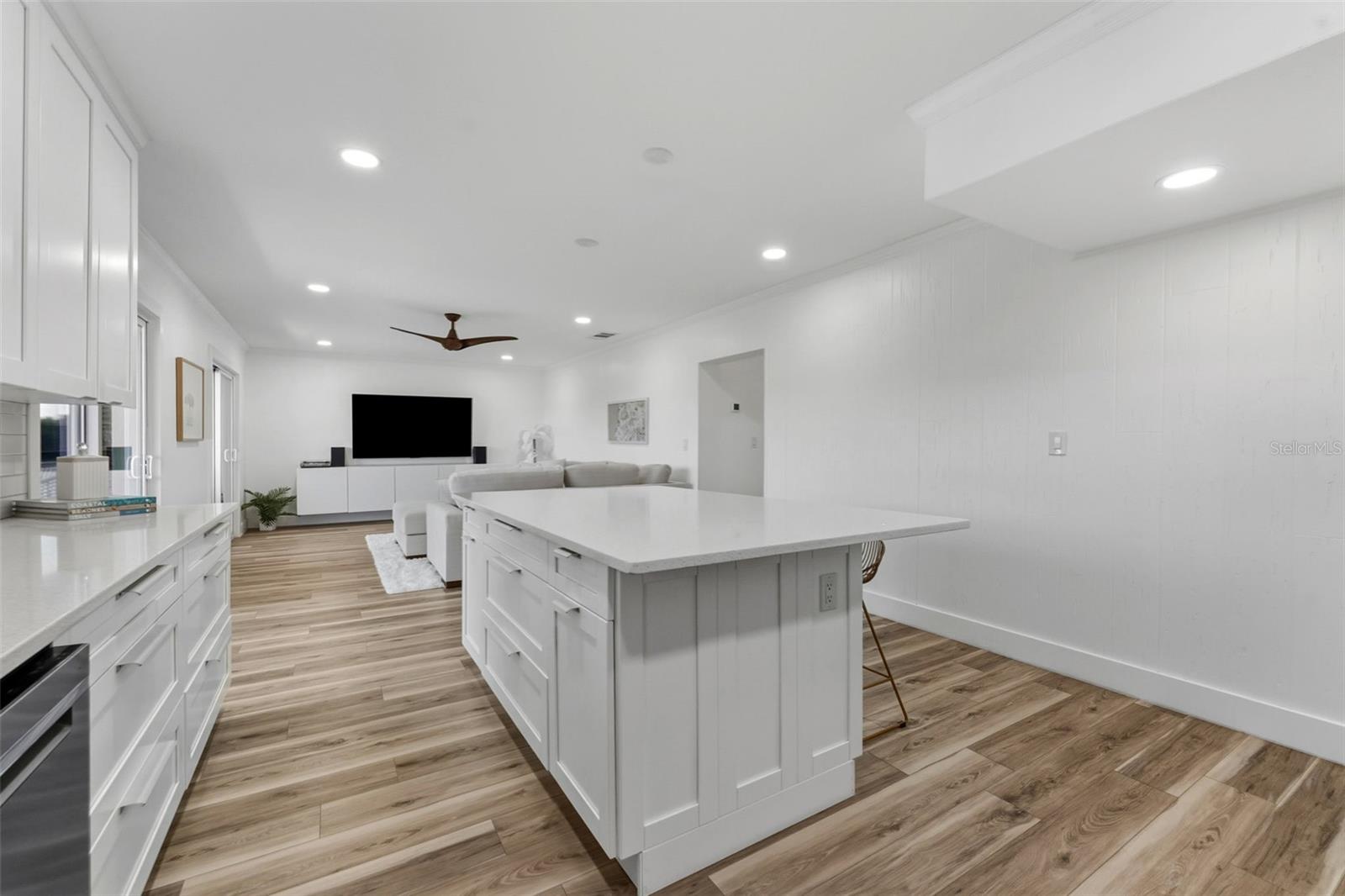 8806 BAY POINTE DR #206, TAMPA, FL — photo 13