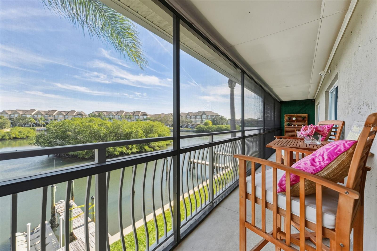 8806 BAY POINTE DR #206, TAMPA, FL