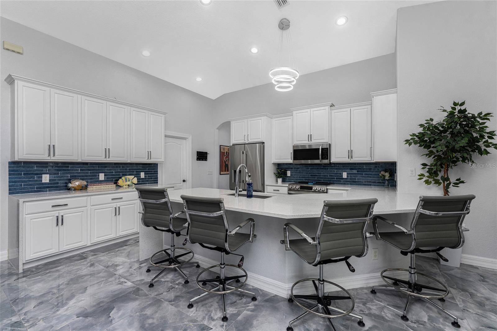 16168 LA BARGE CIR, PORT CHARLOTTE, FL — photo 10