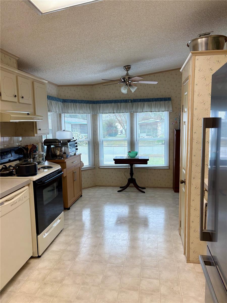 25051 BETTON HL, LEESBURG, FL — photo 24