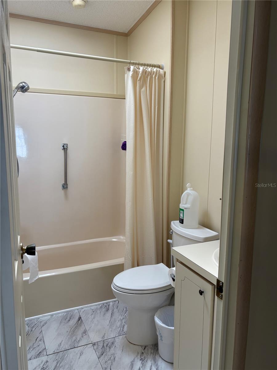 25051 BETTON HL, LEESBURG, FL — photo 52